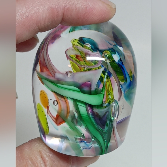 Alyssa Getz Paperweight signed - Picture 8 of 14